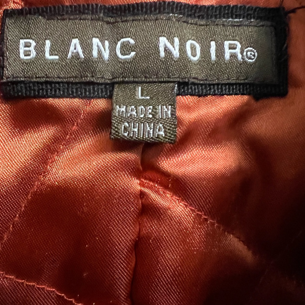 blanc noir Rust-Orange Satin Quilted Lining